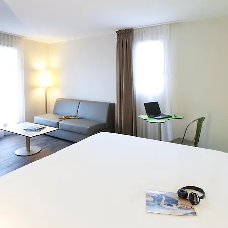 Ibis Styles Lyon Parc De La Tete D'or 3* Villeurbanne