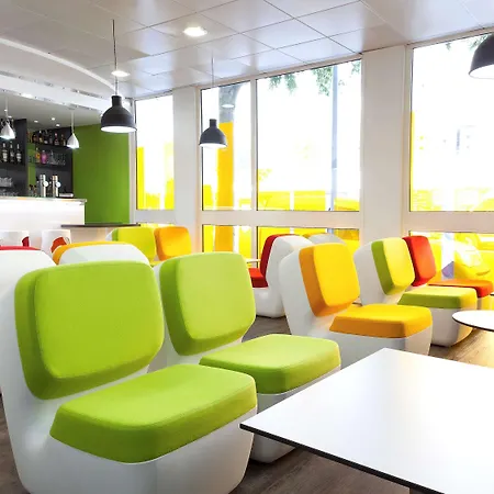 Ibis Styles Lyon Parc De La Tete D'or Hotel 3*