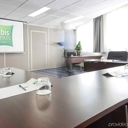 Ibis Styles Lyon Parc De La Tete D'or Hotel Villeurbanne