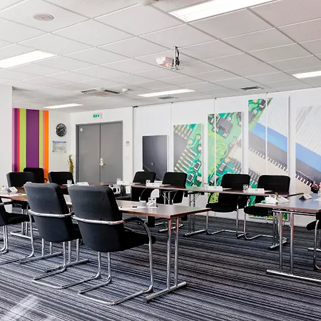 Ibis Styles Lyon Parc De La Tete D'or 3* Вийёрбан