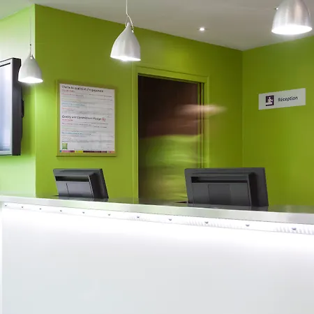 Hotel Ibis Styles Lyon Parc De La Tete D'or 3*