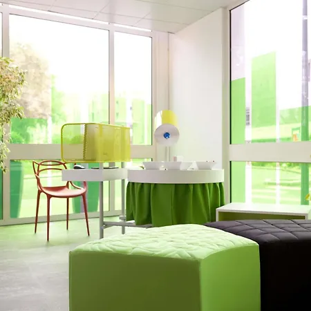 Ibis Styles Lyon Parc De La Tete D'or 3* Вийёрбан