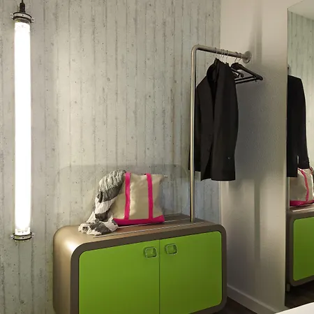Ibis Styles Lyon Parc De La Tête D'or