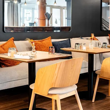 Ibis Styles Lyon Parc De La Tête D'or Hotel 3*